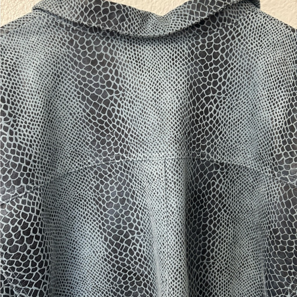Dialogue Light Blue Snake-Print Zip Jacket - Picture 4 of 4